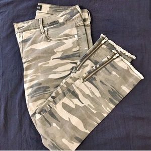Express camo jeans